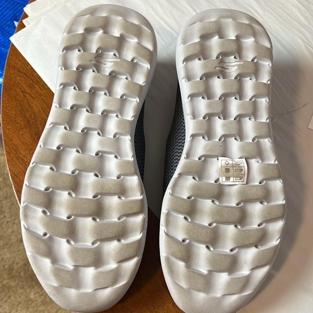 Men’s Skechers Go Walk Max Air Mesh Slip on Shoes Charcoal Size 9 - Picture 11 of 11